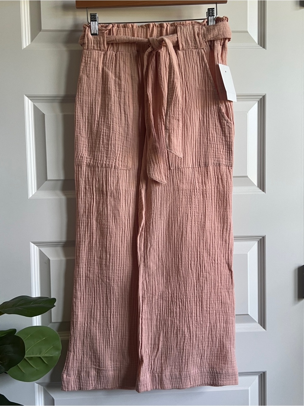 INDIGO REIN NWT Paper Bag Gauze Rose Pant XS